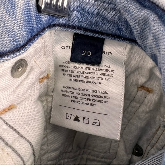 CITIZENS OF HUMANITY Light Wash Lilah High Rise Bootcut Jeans - Picture 8 of 9